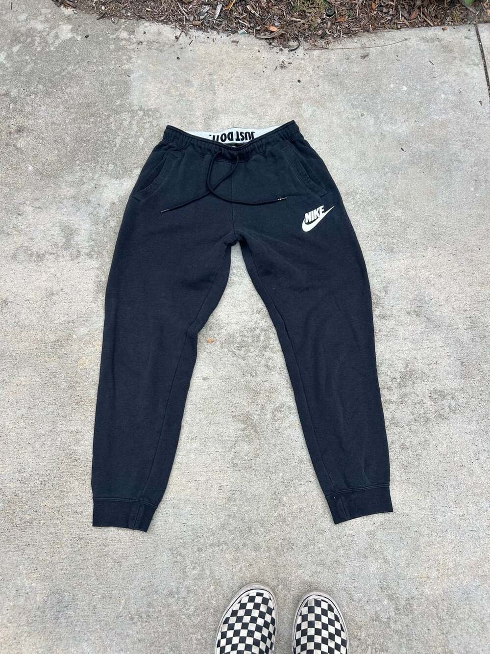 Nike Men's Black Sweatpants Size S